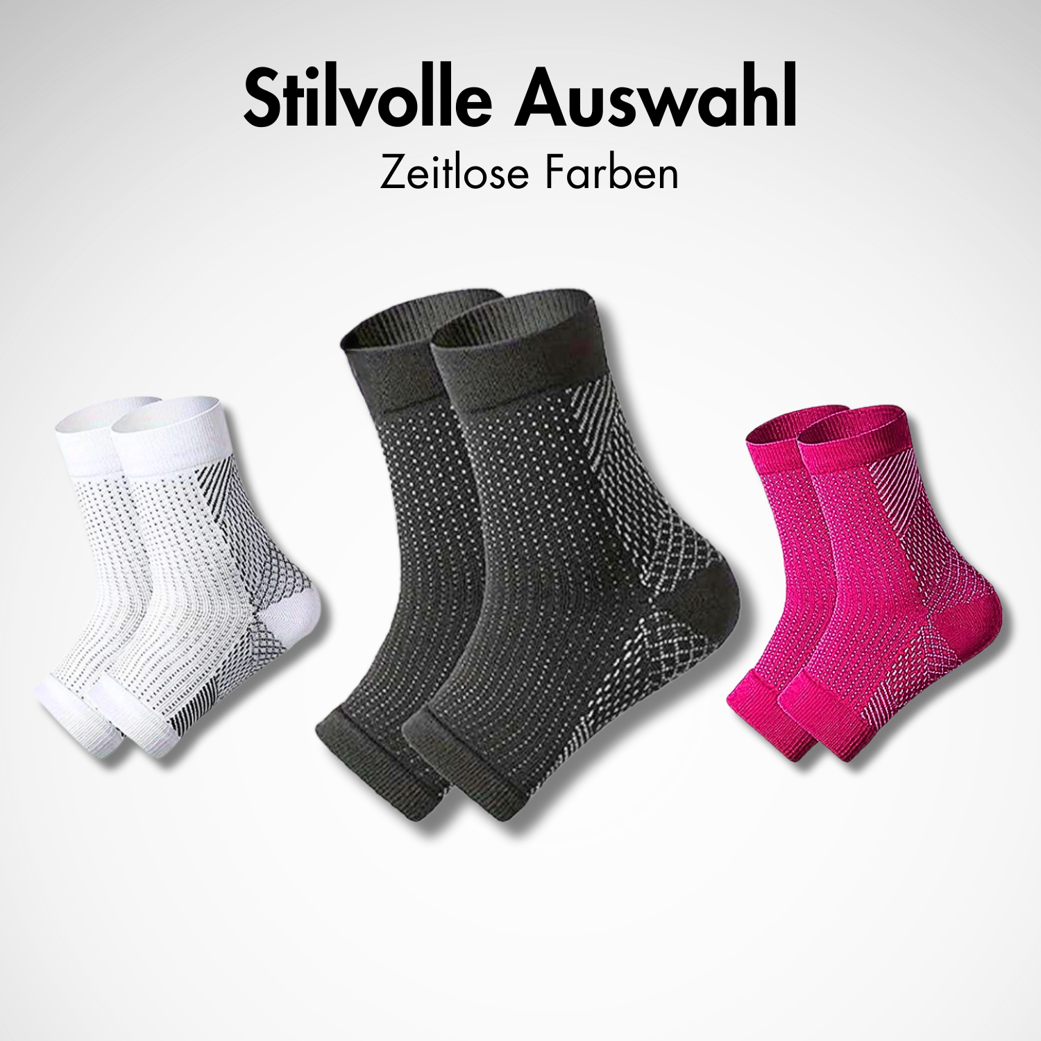 Drei Paar Tieberg™️ Kompressionssocken in Weiß, Schwarz und Rosa sind auf hellem Hintergrund abgebildet, darüber der Text "Stilvolle Auswahl Zeitlose Farben".